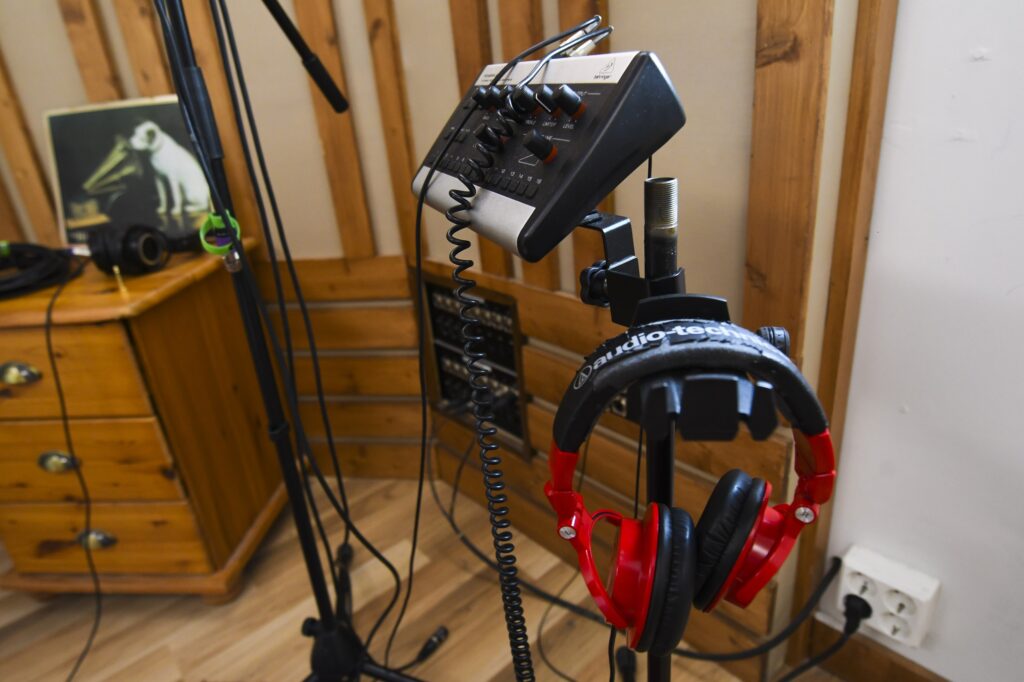 Audiodokumenttien äänisuunnittelu ja tuotanto tehtiin Artlabin studiolla.